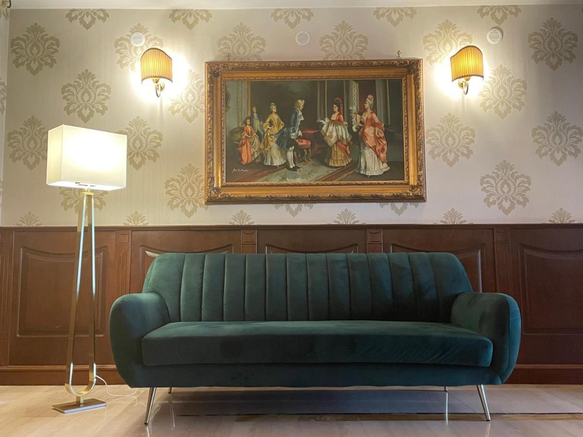 Ninfa Hotel คัวเลียโน ภายนอก รูปภาพ