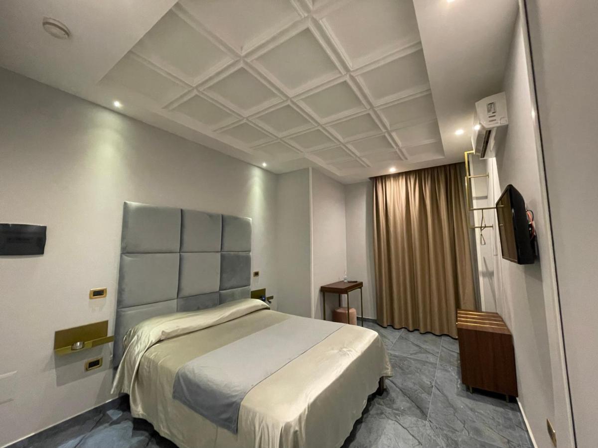 Ninfa Hotel คัวเลียโน ภายนอก รูปภาพ