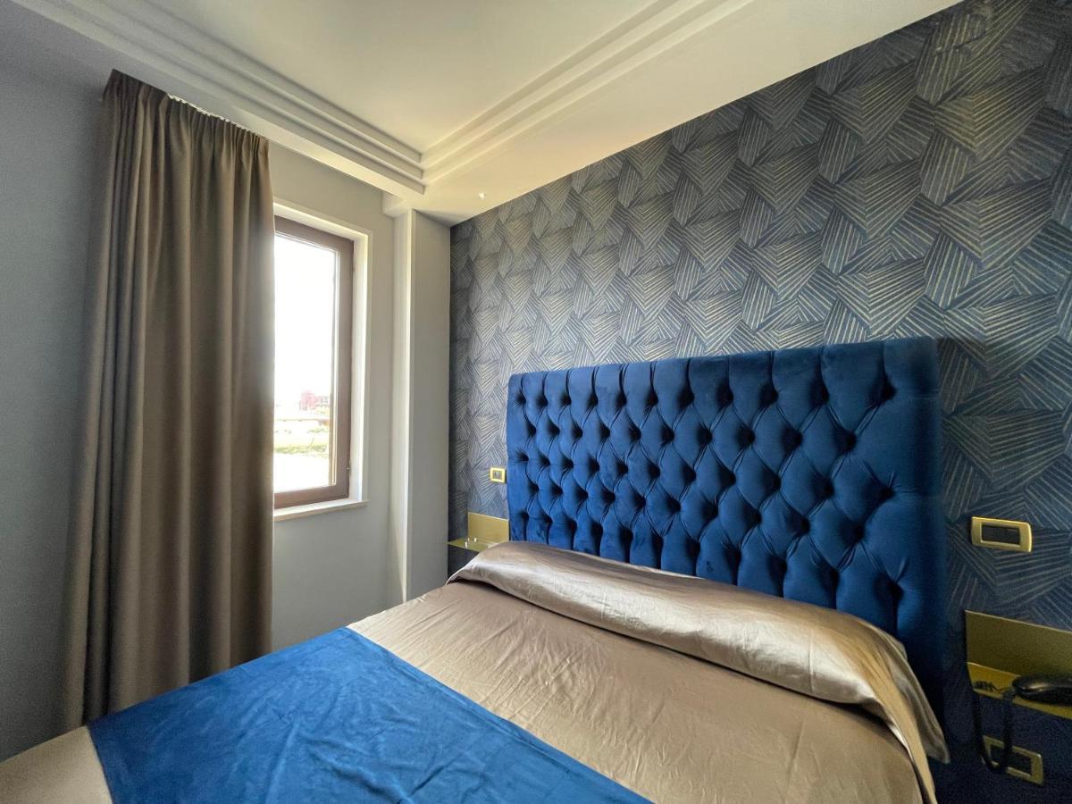 Ninfa Hotel คัวเลียโน ภายนอก รูปภาพ