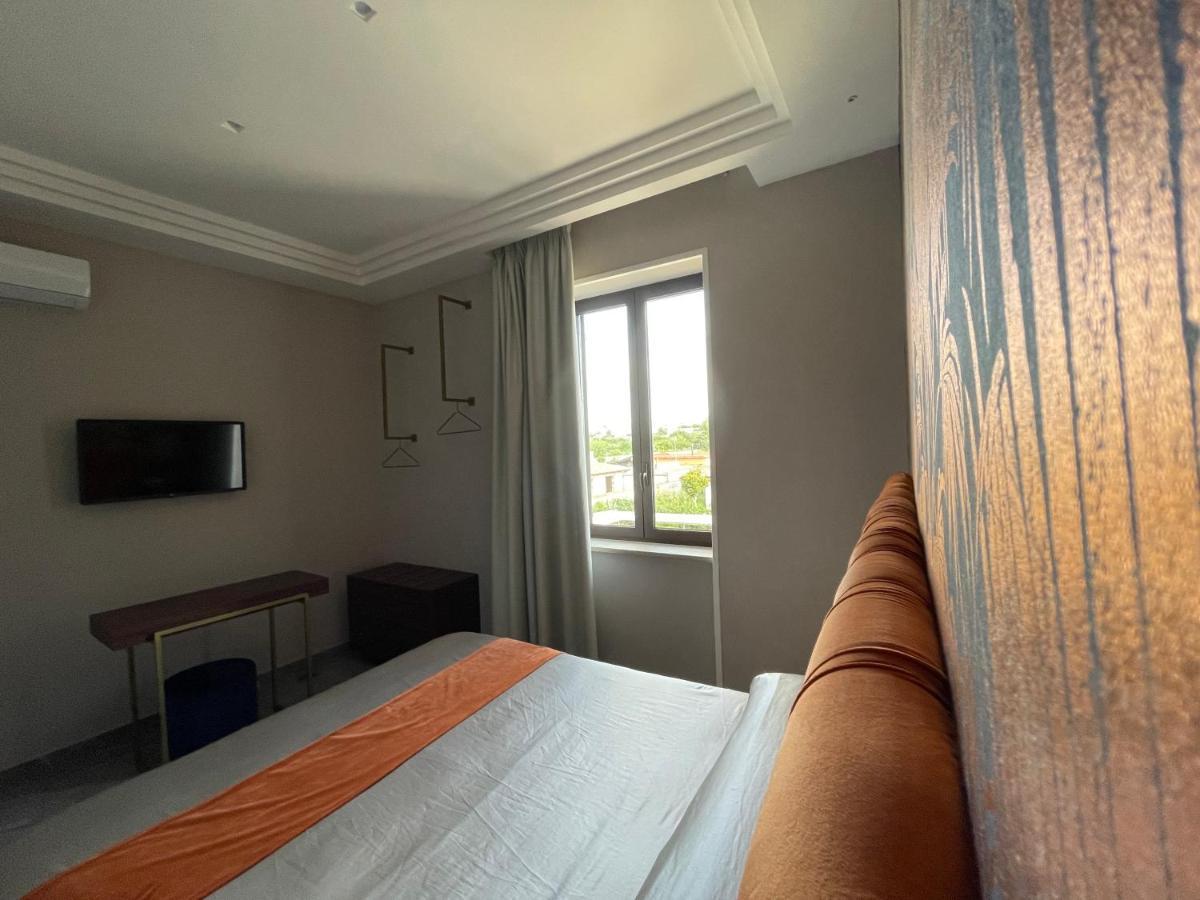 Ninfa Hotel คัวเลียโน ภายนอก รูปภาพ