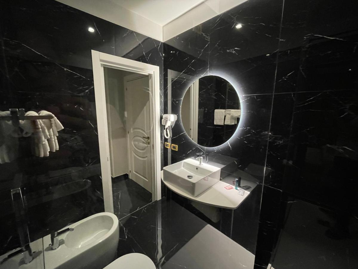 Ninfa Hotel คัวเลียโน ภายนอก รูปภาพ