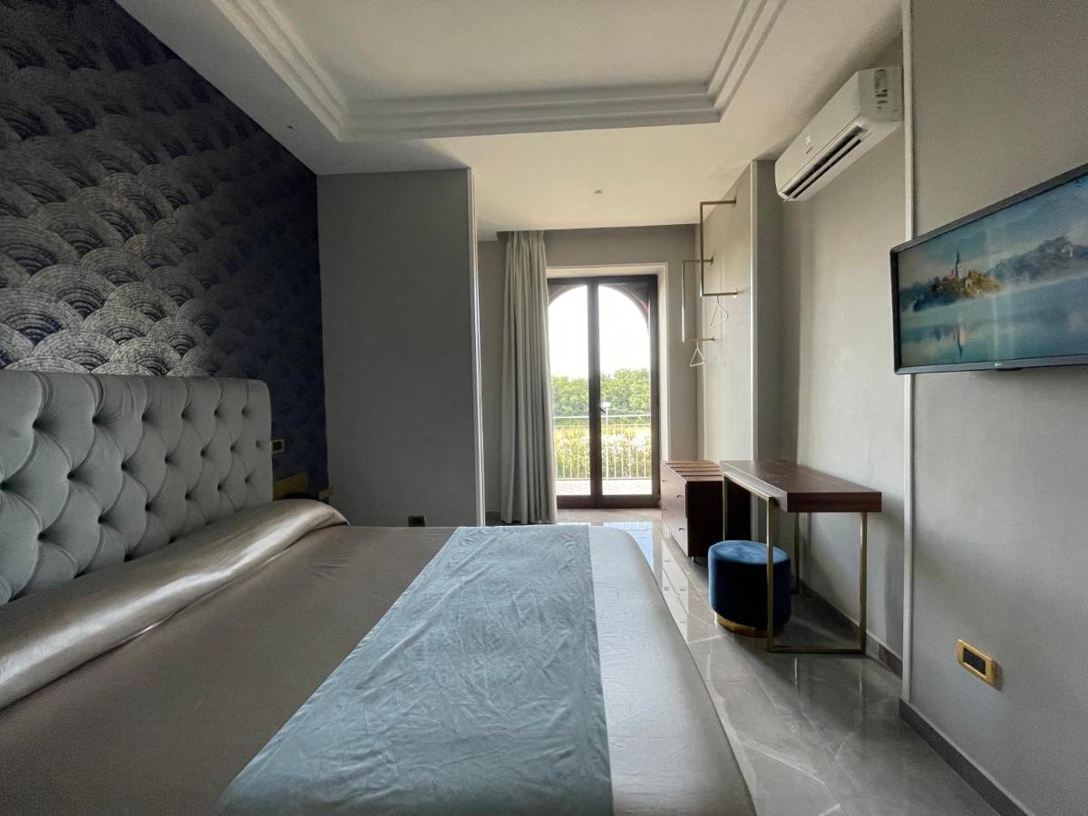Ninfa Hotel คัวเลียโน ภายนอก รูปภาพ